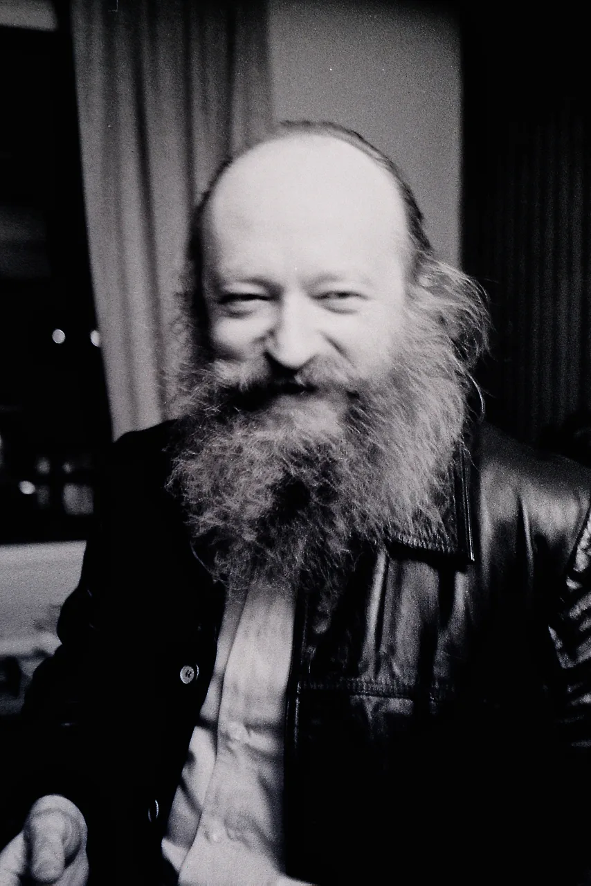 Leo Apostel