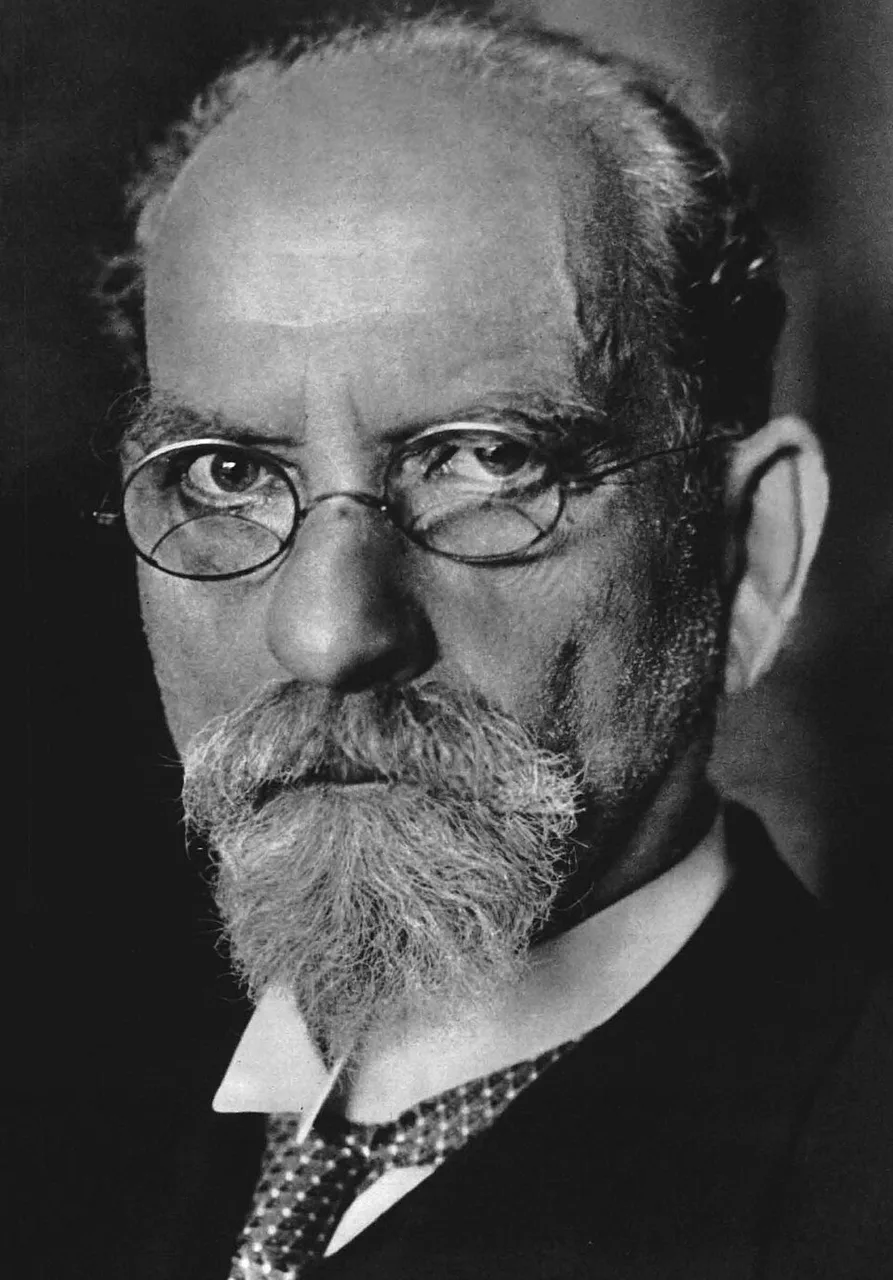 Edmund Husserl, 1910