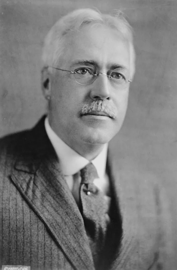 Frank Vanderlip